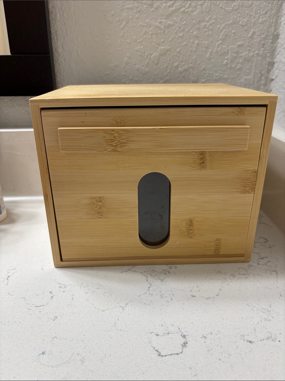 Disposable Face Towel XL Container - Natural Bamboo